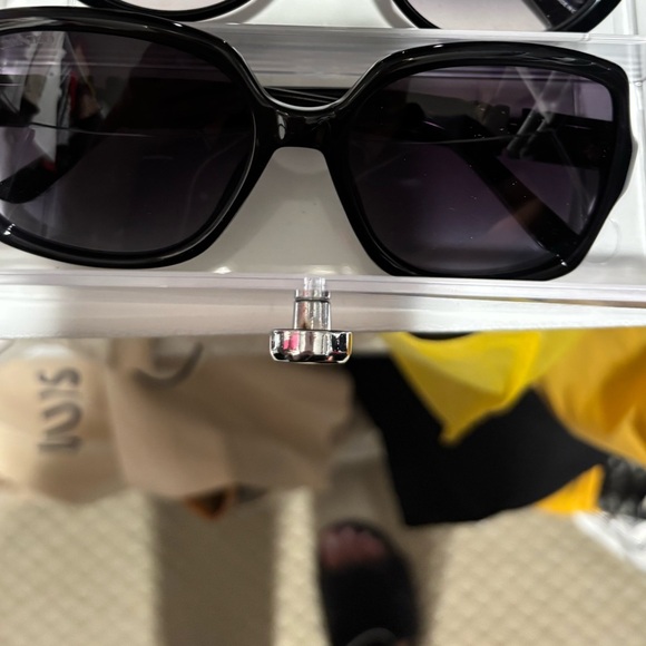 Jimmy Choo Accessories - Stylish Black Sunglasses